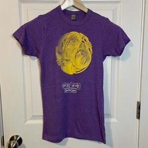 Alternative Earth purple/yellow 2012 David Byrne & St Vincent tee sz XS *RARE*